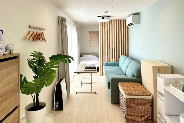 Room 3 of 84