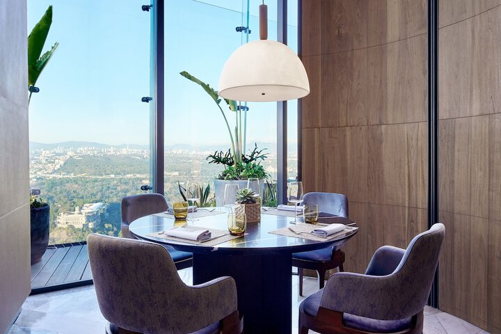 Dining 118 of 146