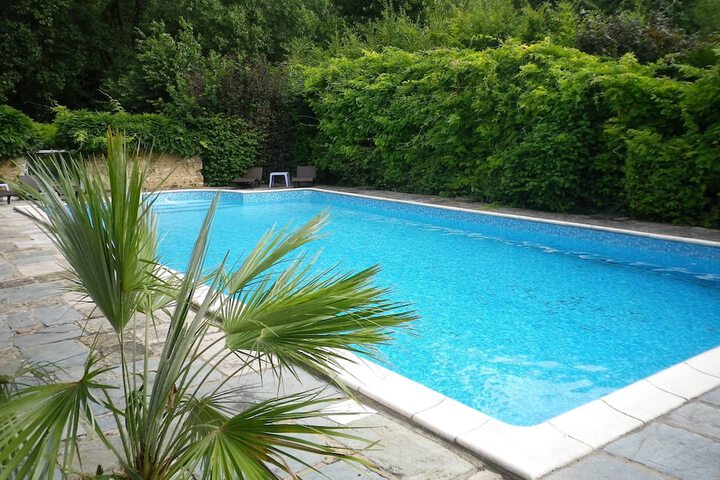 Pool Hotel