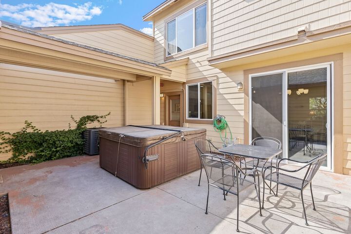 Terrace/Patio 37 of 38