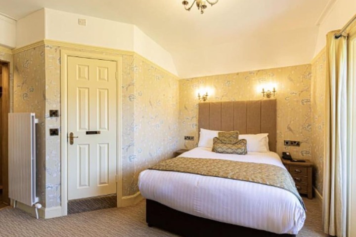 Room 88 of 174