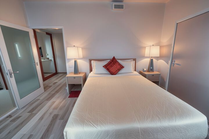 Room 19 of 60