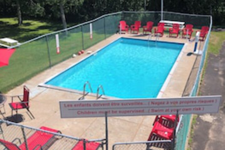 Pool 109 of 165