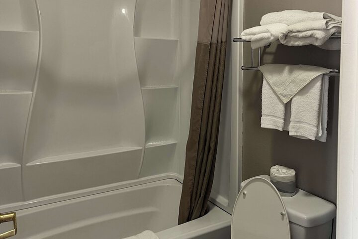 Clean Restrooms