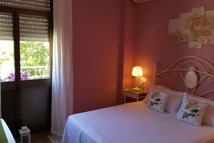 Room 3 of 16