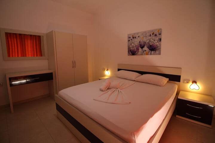Room 57 of 111