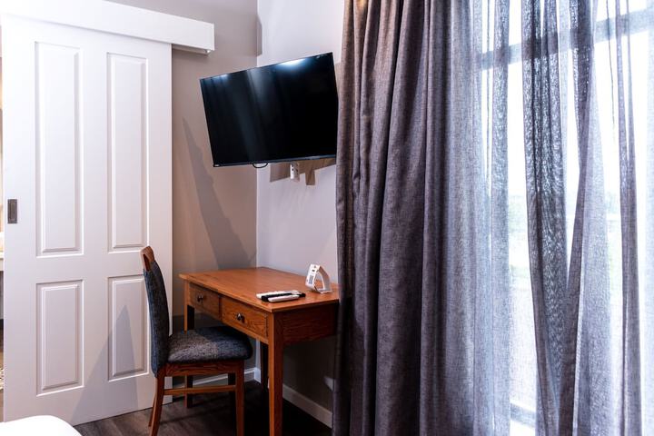 Room 26 of 73