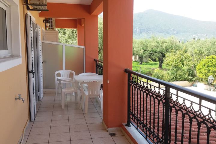 Terrace/Patio 30 of 59