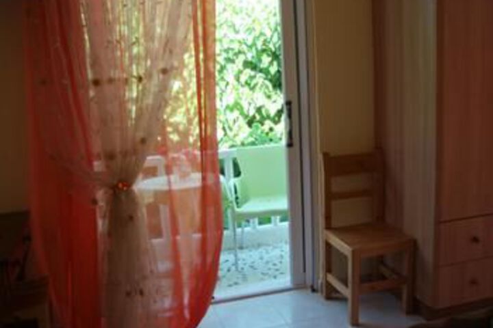 Room 15 of 15
