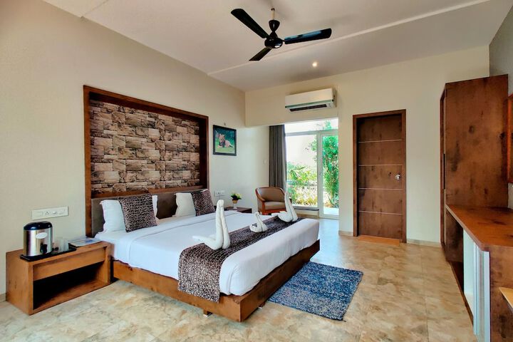 Room 8 of 47