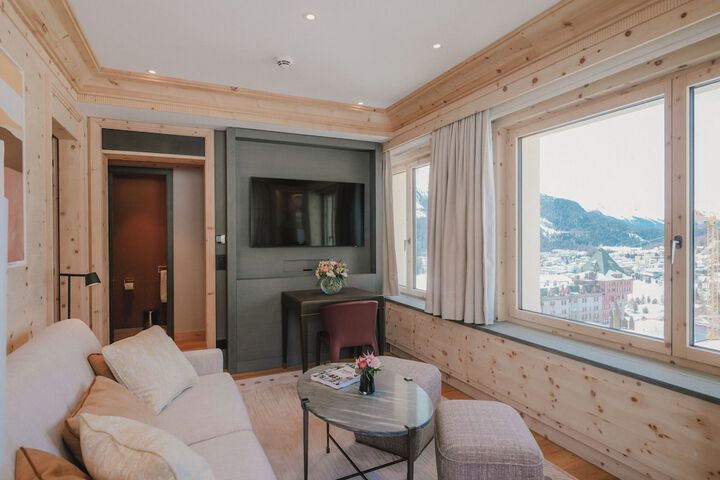 Room 75 of 208
