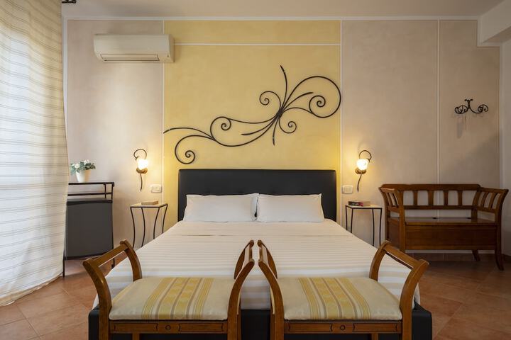Room 15 of 133