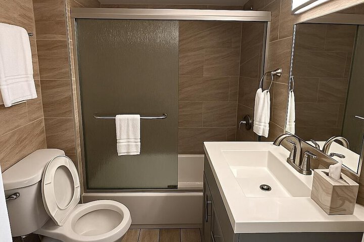 Room 15 of 24
