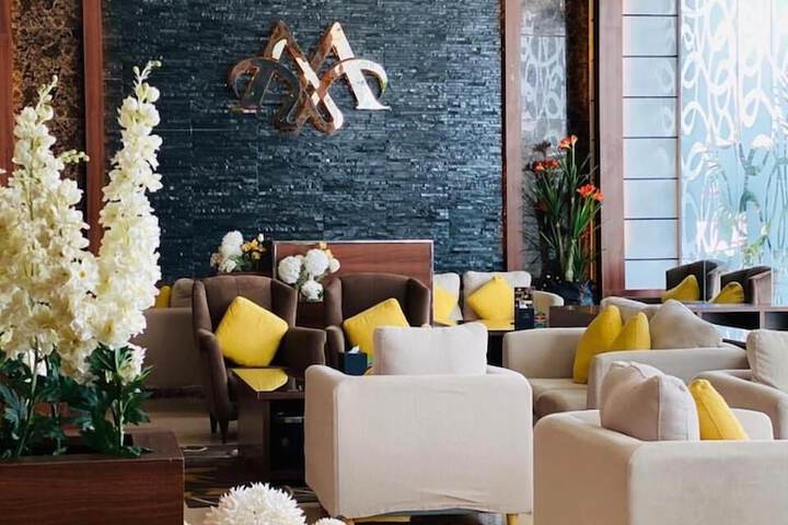 Lobby Photos