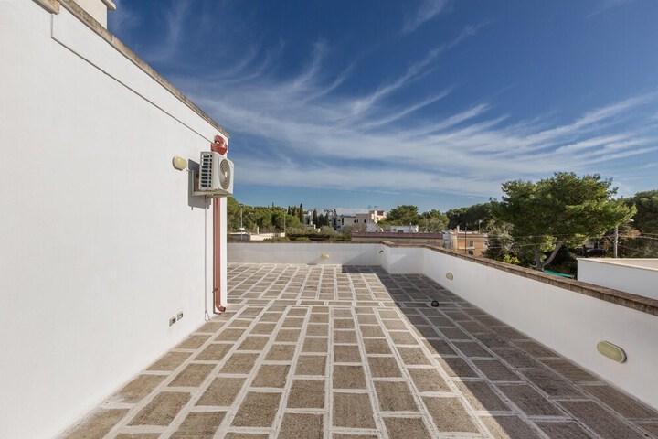 Terrace/Patio 30 of 49