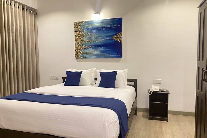 Room 16 of 29