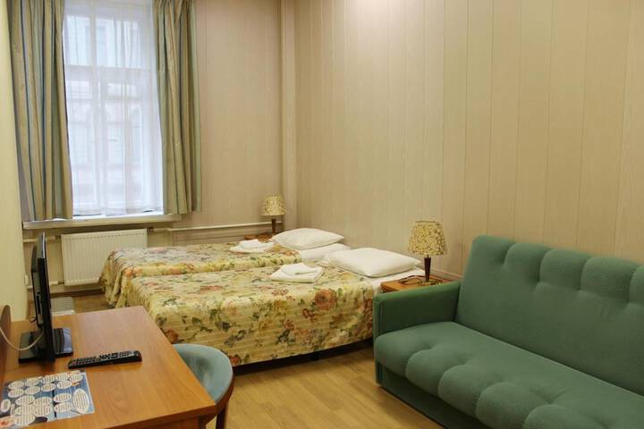 Room 18 of 53