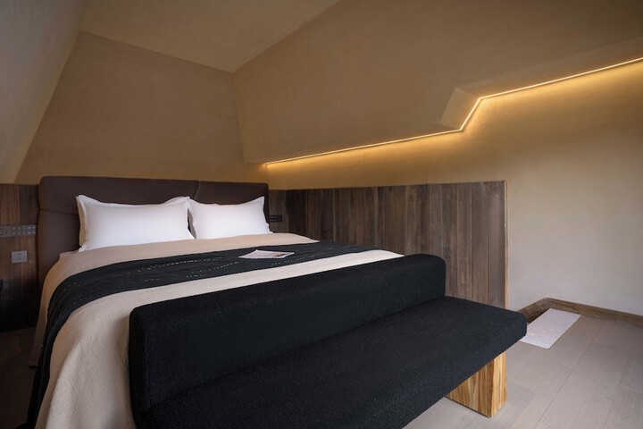 Room 41 of 72