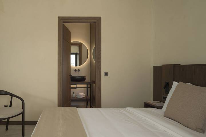 Room 113 of 252
