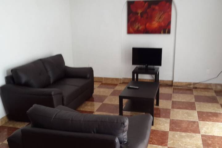 Room 12 of 32