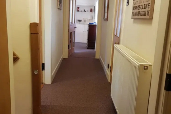 Room 12 of 23