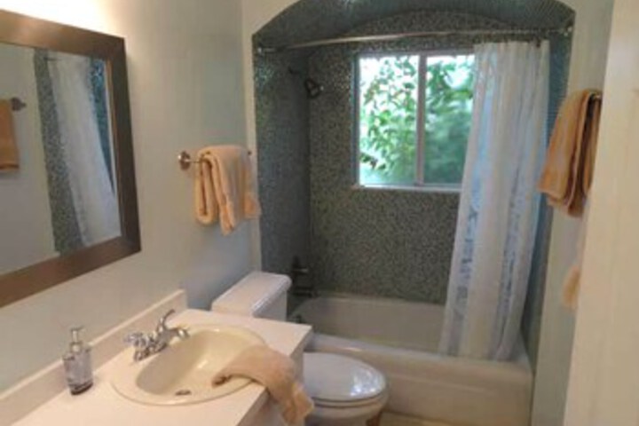 Room 5 of 27