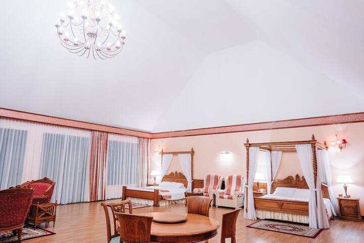 Room 27 of 101