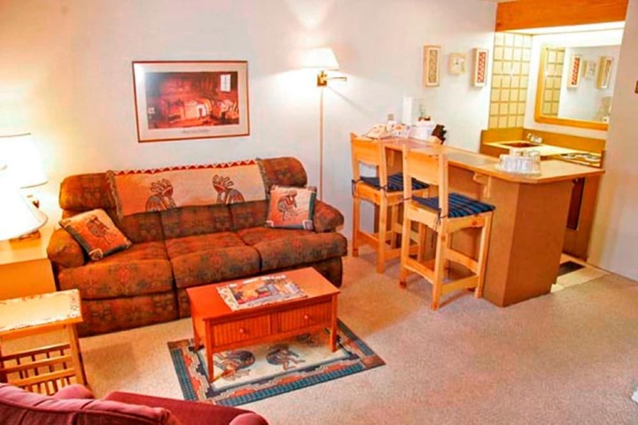 Room 22 of 48