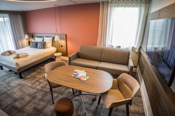 Room 30 of 117