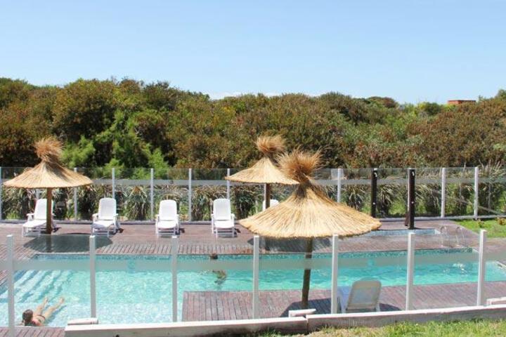 Pool 4 of 45