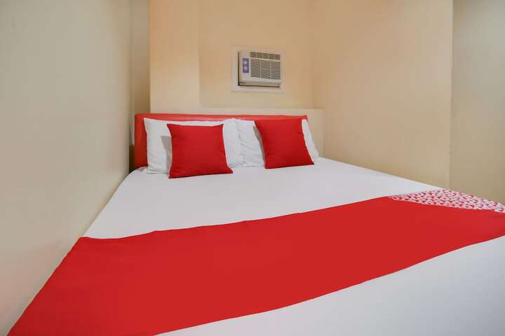 Room 6 of 22