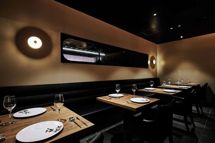 Dining 102 of 135
