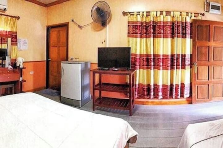 Room 30 of 96