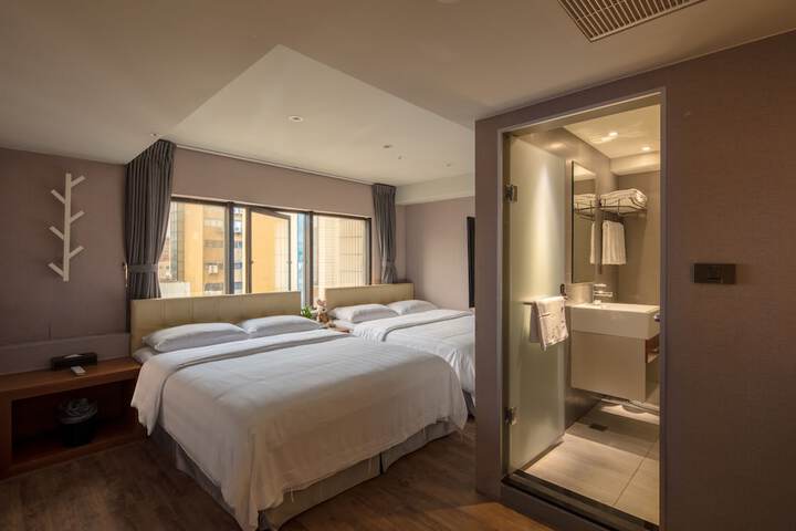 Room 27 of 55
