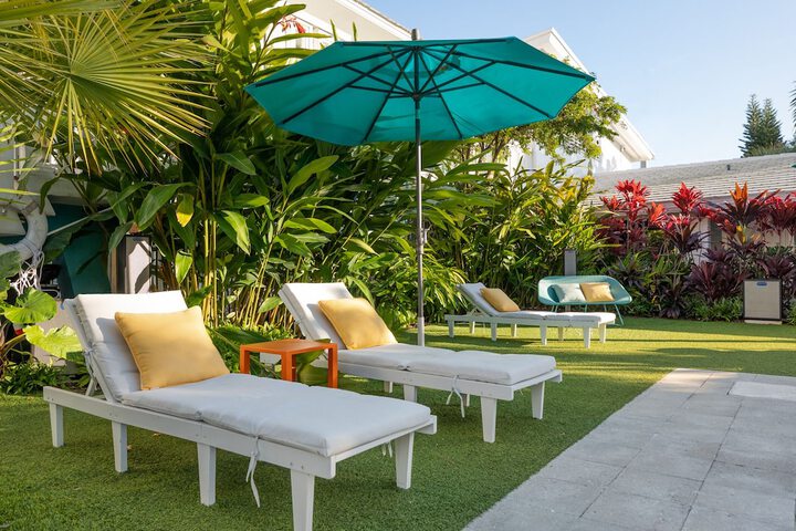 Sundeck 70 of 76