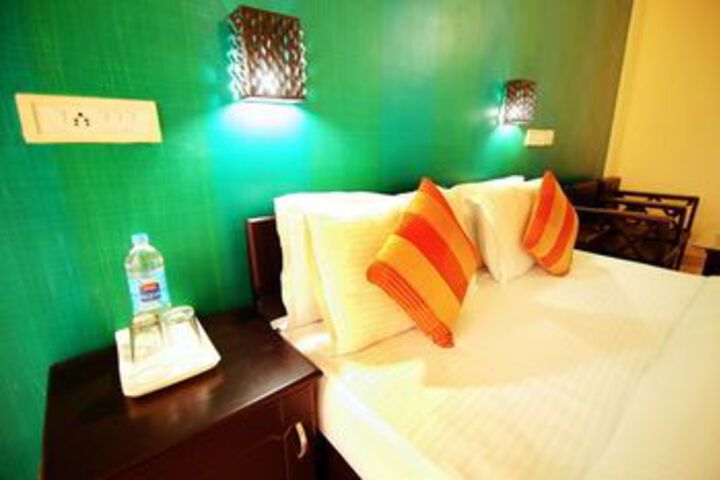 Room 21 of 36