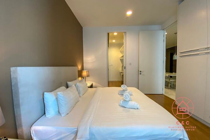 Room 15 of 93