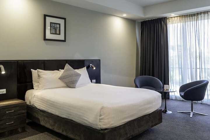 Room 10 of 75