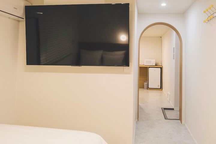 Room 19 of 31