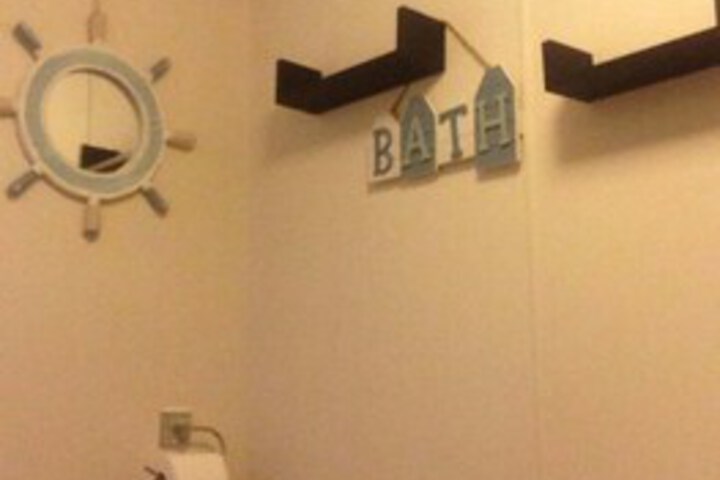 Room 15 of 36