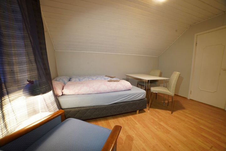 Room 7 of 26