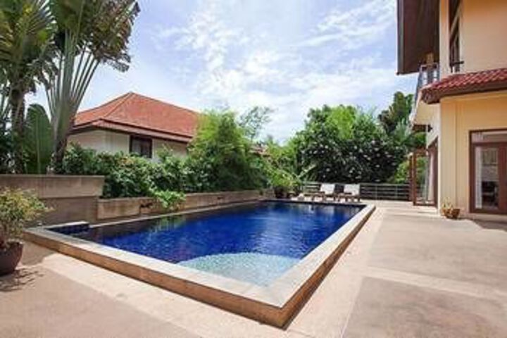 Pool 32 of 36