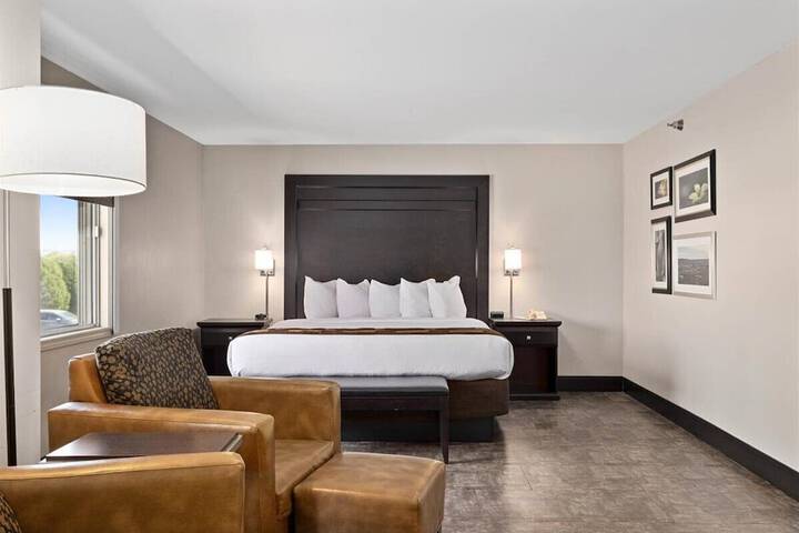 Room 47 of 95