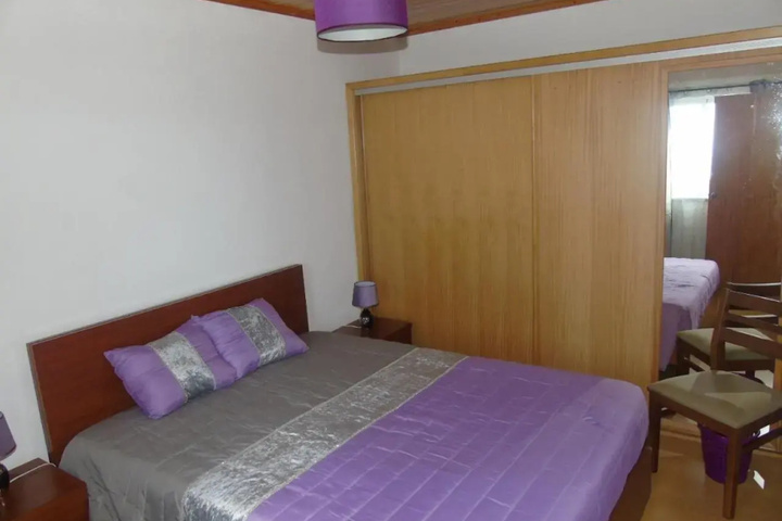Room 4 of 15