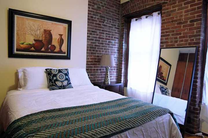 Room 70 of 324