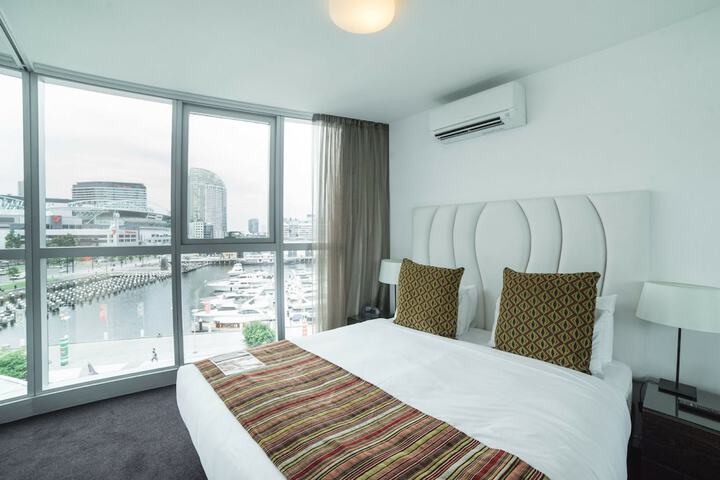 Room 4 of 62