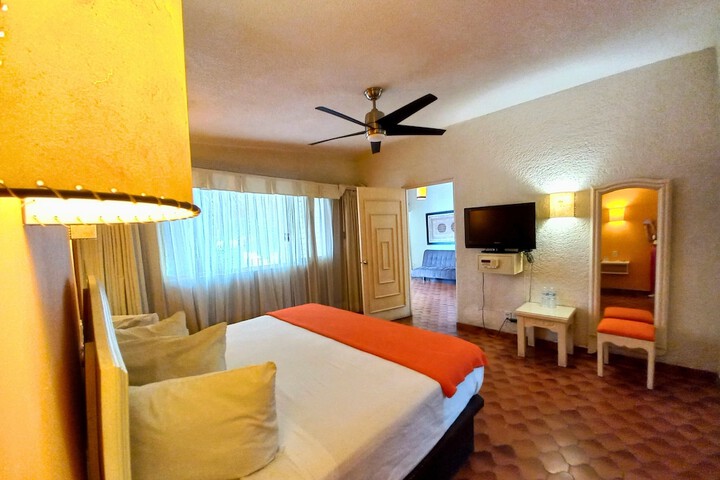 Room 18 of 59
