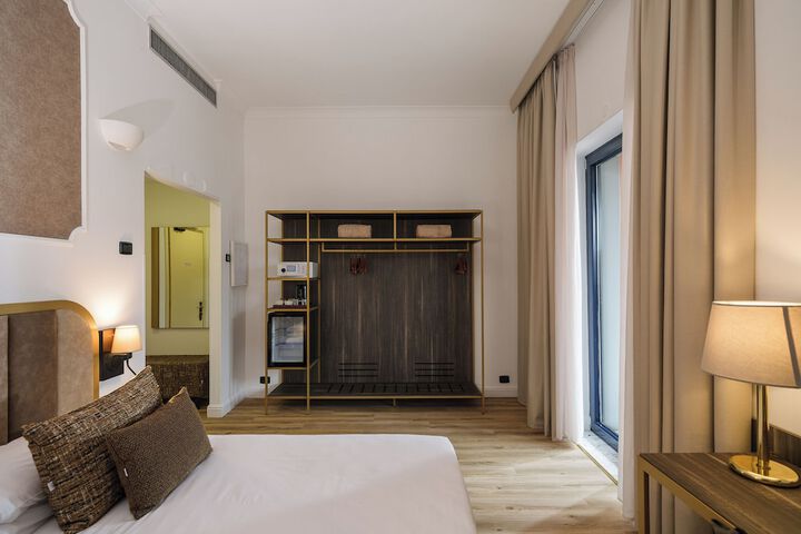 Room 40 of 115