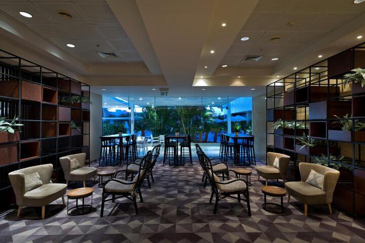 Hotel Interior 6 of 23