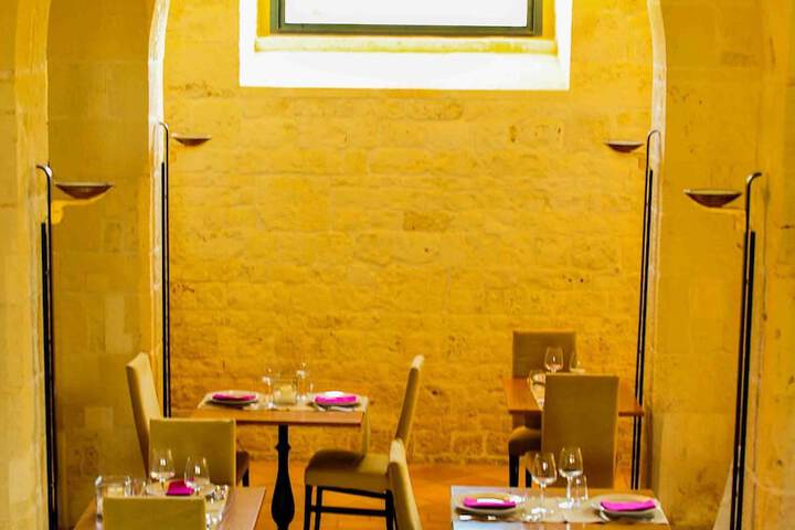 Dining 45 of 73